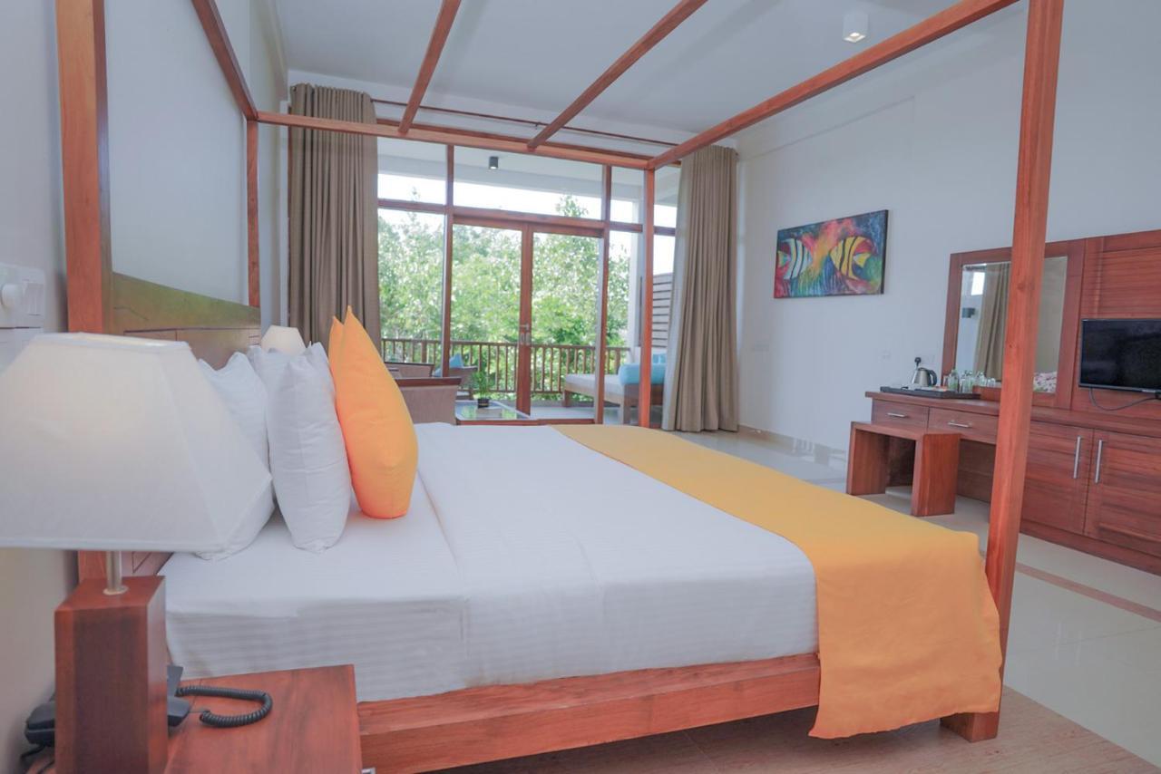 Breeze Pasikudah Hotel Passikudah Ngoại thất bức ảnh