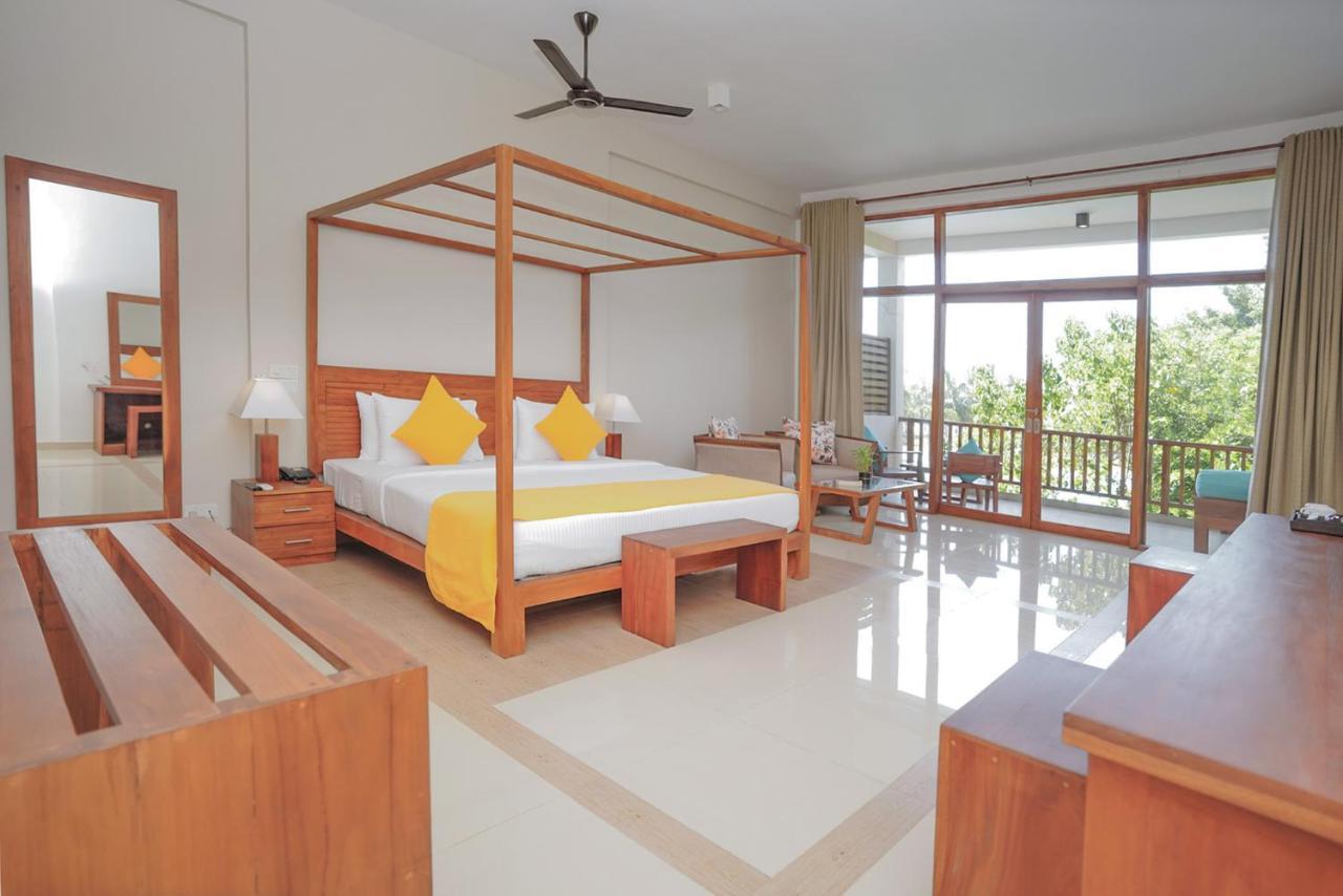 Breeze Pasikudah Hotel Passikudah Ngoại thất bức ảnh