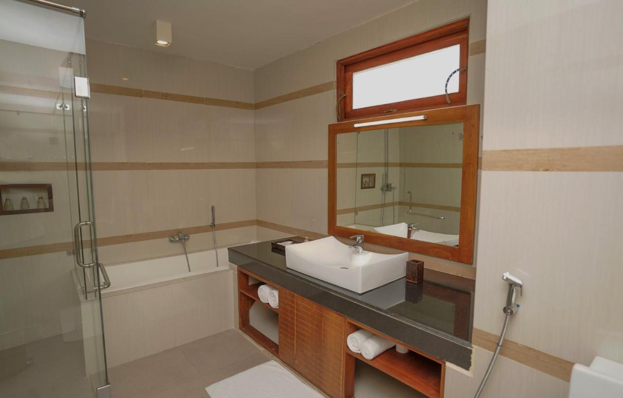 Breeze Pasikudah Hotel Passikudah Ngoại thất bức ảnh