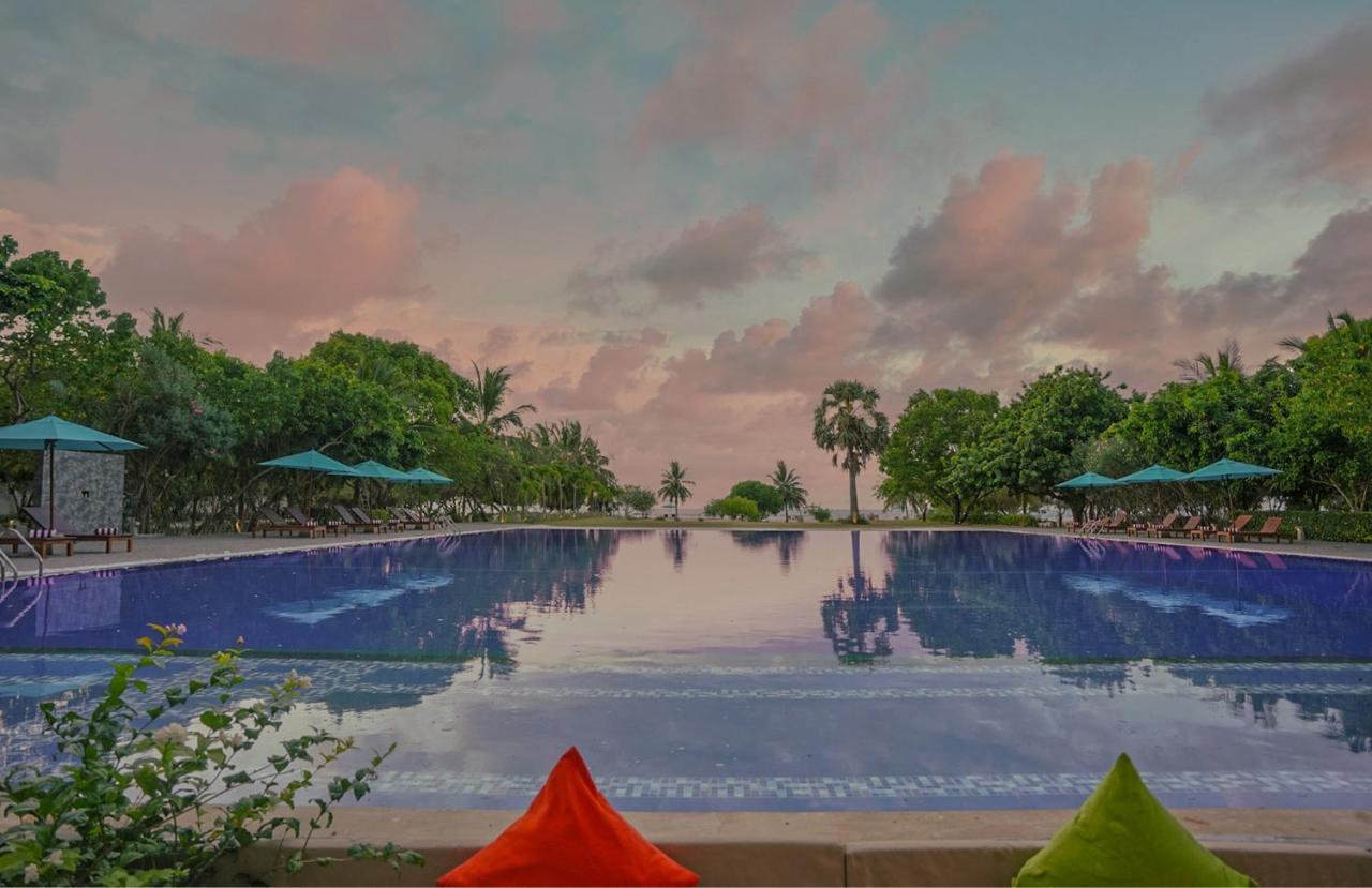 Breeze Pasikudah Hotel Passikudah Ngoại thất bức ảnh