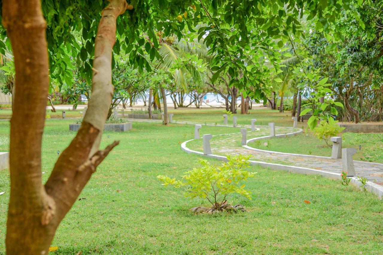 Breeze Pasikudah Hotel Passikudah Ngoại thất bức ảnh